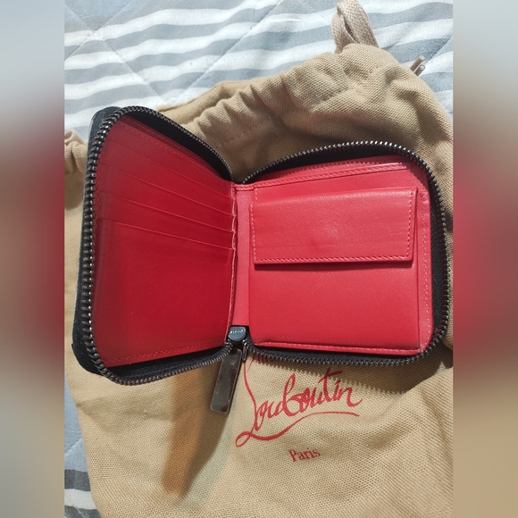 Christian Louboutin Zip Wallet Iridescent - Picture 2 of 9